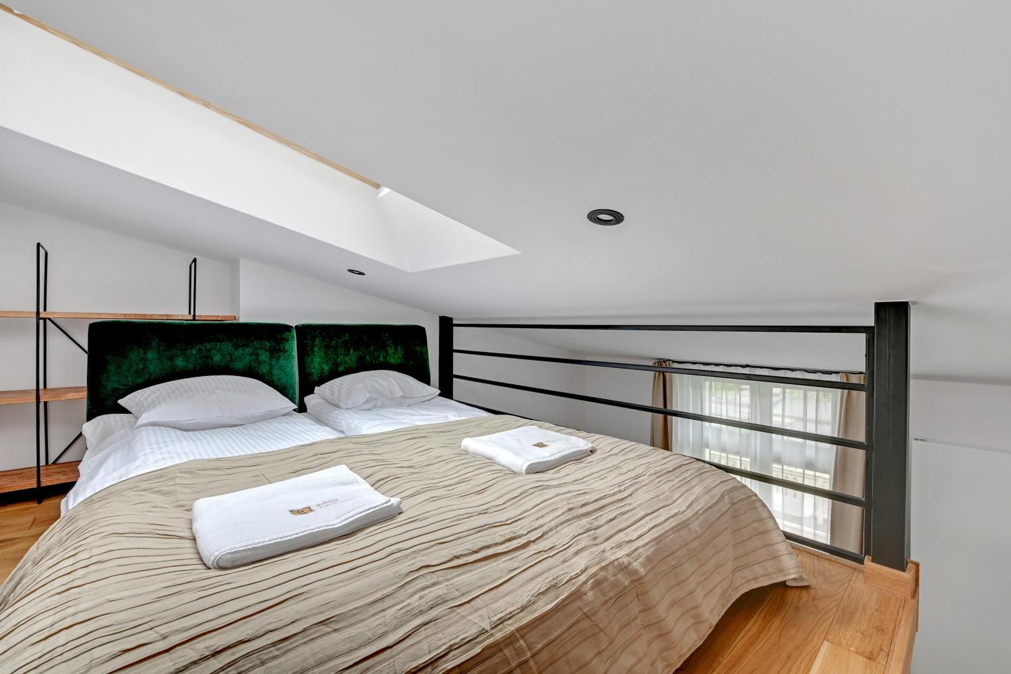 Dr - Side Apartament